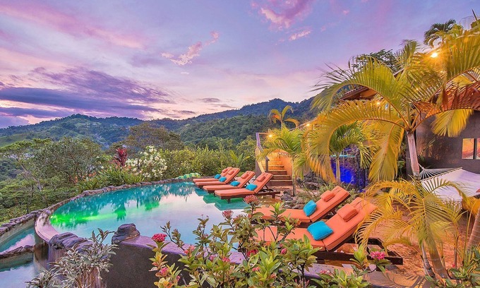 Tres Rios House | Forbes “World’s Top Ten List" Ocean View Mansion~Arrival Shuttle~ Concierge~