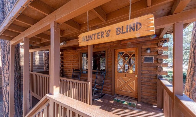 Christopher Creek Cabin | Forest Cabin 1 Hunters Blind
