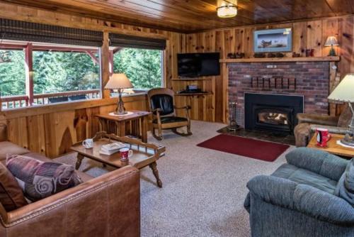 Joseph House | Forest Dell