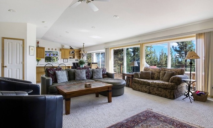 Kings Beach House | Forest Glen Family Lodge in Tahoe Vista