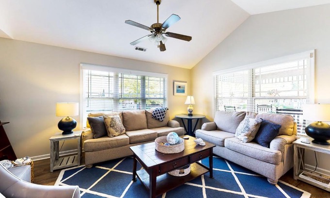 Frankford House | Forest Reach - 33720 Chatham Way