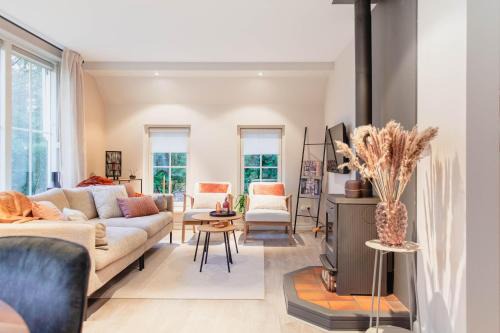 Lemele House | Forest Retreat in Private House