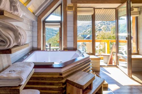 Yaremche Hotel | FoRest
