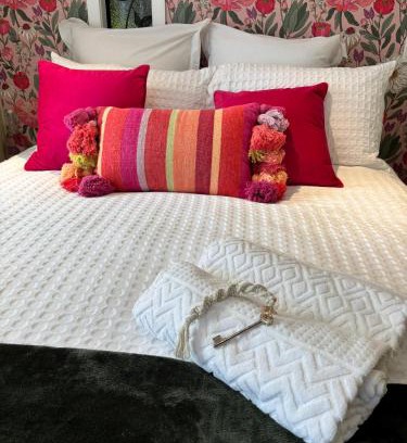 Paihia Other | Forest Waters Raspberry Dream Cabin
