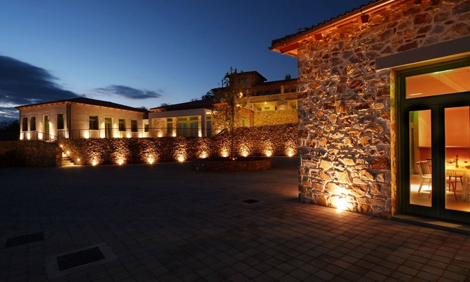 Vlachokerasia Hotel | Foresta in Medias Mores
