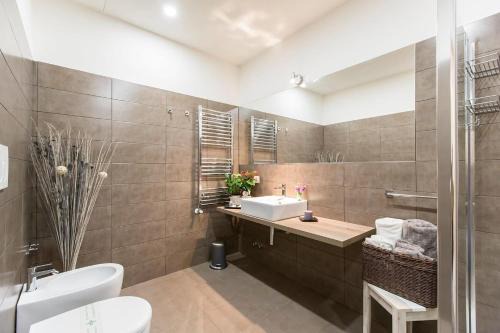 Rho House | Foresteria Via Italia - Rooms & Suite