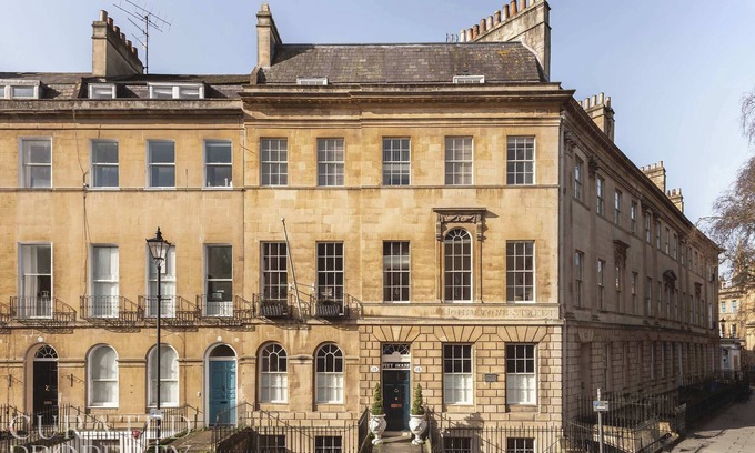 Bath House | Former Prime Minister's Home