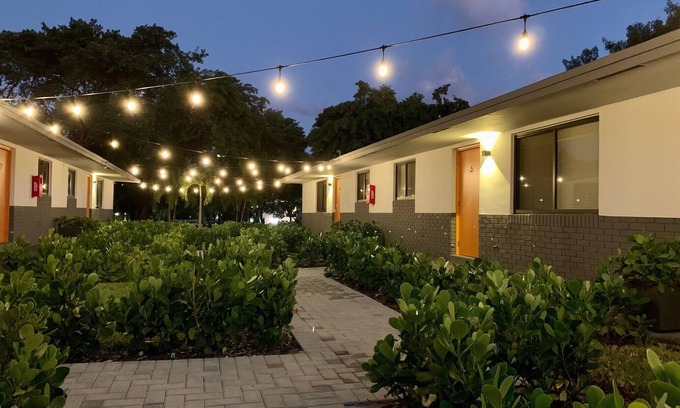 Harbordale Apartment | Fort Lauderdale apartments #4 - Centrally Located!