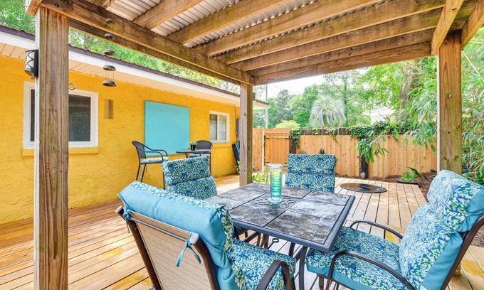 Fort Walton Beach House | Fort Walton Beach Home ~ 2 Mi to Okaloosa Island!