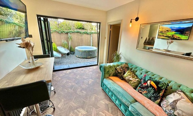 Bournemouth House | Fortescue Lodge