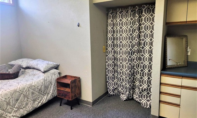 Argyle Apartment | Fortress in the Forest - upstairs apartment