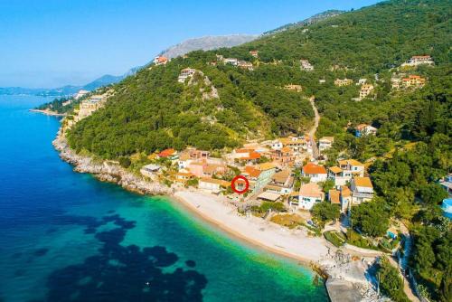 Katavolos Apartment | Fotini