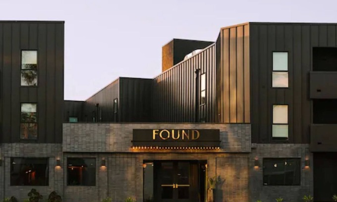 Sawtelle Hotel | FOUND Hotel, Santa Monica