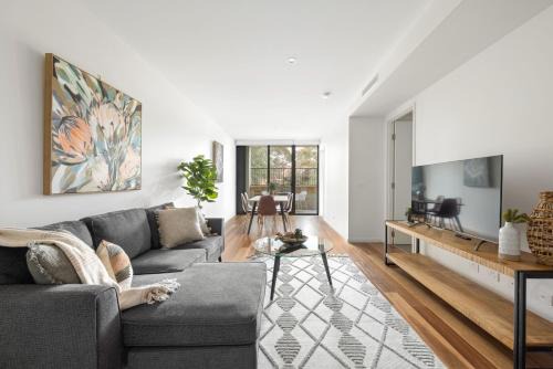 Braddon Apartment | Founders Lane Apartments by Urban Rest