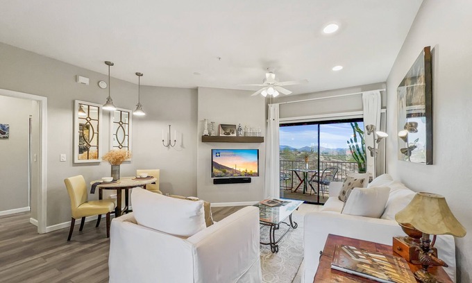 Fountain Hills Condo | Fountain Hills One Bedroom. Views and Heated Pool and Spa.