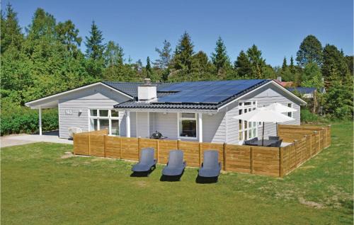 Øksenmølle House | Four-Bedroom Holiday Home Ebeltoft With A Fireplace 04