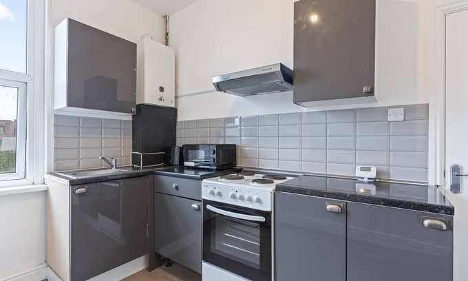 Edgbaston Apartment | Four-bedroom home 193 Hagley Road