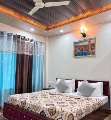 Kasauli Villa | Four Bedroom Villa Kasauli l 3km From Mall Road l By Splendid Hotels