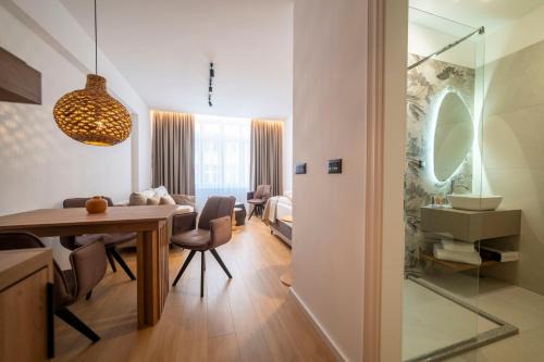 Old Town Apartment | Four Elements Apartments