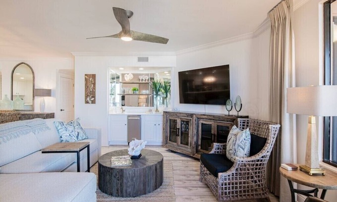 Orange Beach Condo | Four Seasons 201E | Orange Beach, AL