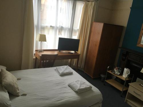 Aberystwyth Hostel | Four Seasons Budget