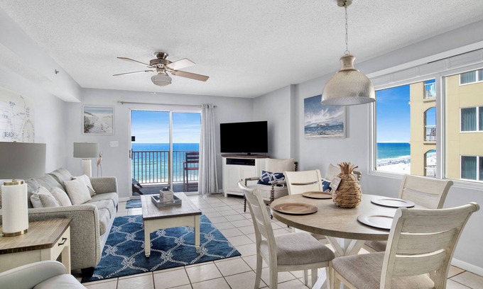 Orange Beach Condo | Four Winds #704 - Luxurious Large Direct Beach Front West Corner Unit