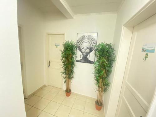 Komo-Mondah Apartment | Fournierje