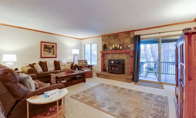 Sisters Condo | Fourth Sisters Bliss 2 bedroom 2 bath w/fireplace