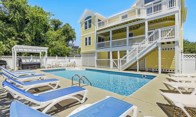 Duck House | Fowl Play | 1580 ft from the beach | Private Pool, Hot Tub, Dog Friendly | Duck