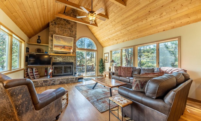 Keystone House | Fox Haven at Summerwood Neighborhood, Community Pool+Clubhouse, Private Decks