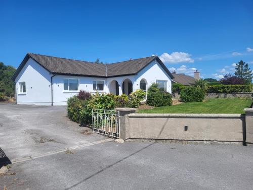 Tipperary House | Fox s Rest - 4 Bedroom House