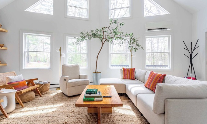 Glen Spey House | Foxglove Chalet: Bright & Stylish Nature Escape | Near Barryville