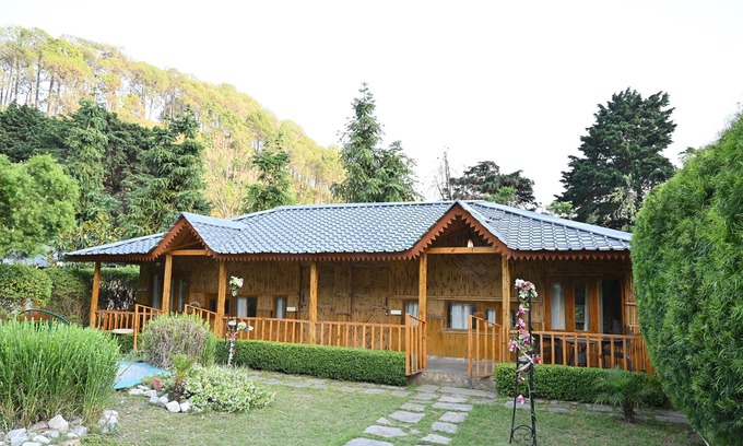 Shyamkhet Resort | Foxoso Misty Oaks Resort