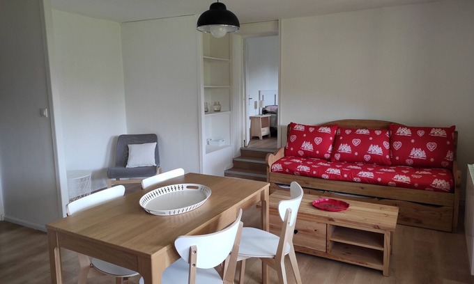 Autrans-Meaudre-en-Vercors Apartment | Cozy Renovated Apartment - Ski-In/Ski-Out, South-Facing Balcony, Near Village - Autrans, Vercors