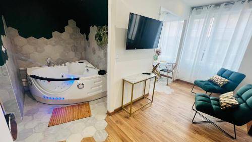 Jean Moulin - Marius Berliet Apartment | 33 m² Apartment ∙ 1 bedroom ∙ 2 guests