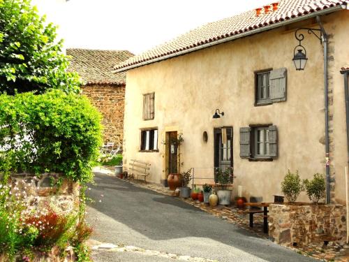 Saint-Jean-Saint-Maurice-sur-Loire House | Gîte la Thébaide entière - Les Pittoresques