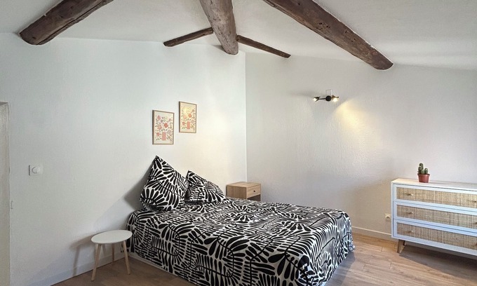 Saint-Maximin-la-Sainte-Baume Apartment | Pretty T2 in the heart of Saint Maximin La Sainte-Baume