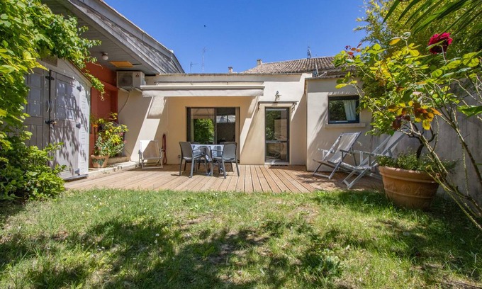 Saint-Paul-Trois-Chateaux House | 55 m² House ∙ 1 bedroom ∙ 3 guests