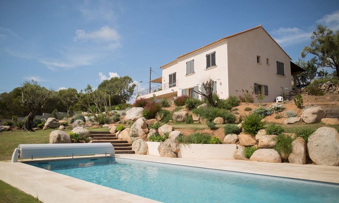 Pinarellu House | Villa sea view heated pool 8 persons with electric charging point