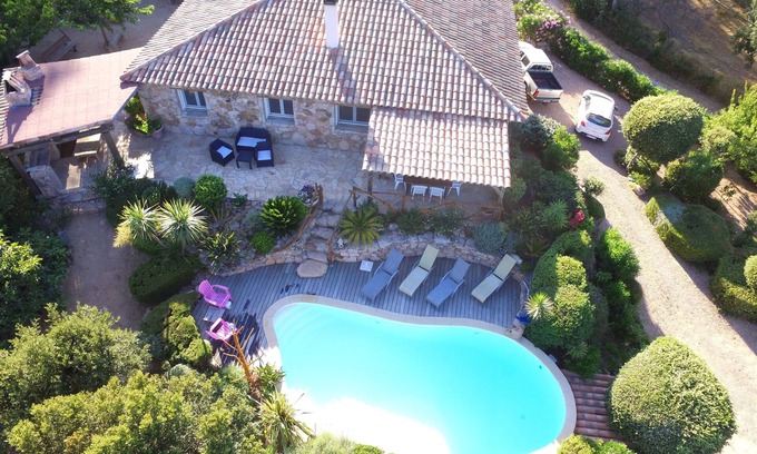 Pinarellu House | quiet house with swimming-pool with nice view on the sea and moutain