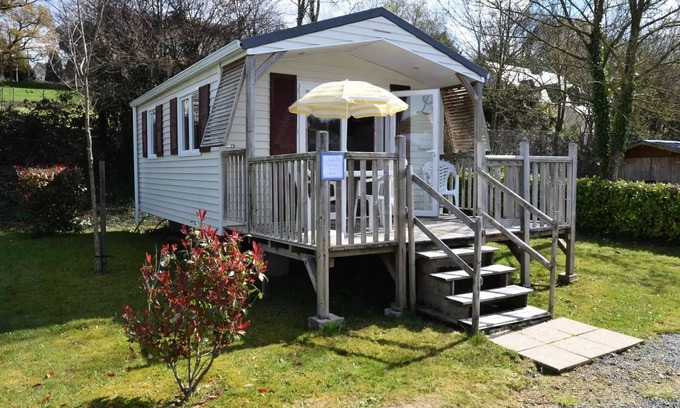 Villedieu-les-Poeles House | Standard Mobilheim 20m2 (1 bdrm-2 pers) + TV + Terrace 2 persons
