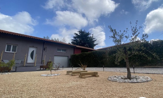 Villelongue-de-la-Salanque House | 100 m² Gîte ∙ 3 bedrooms ∙ 6 guests