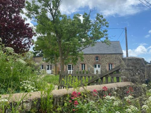 Denneville House | France Terraced House near White Sand