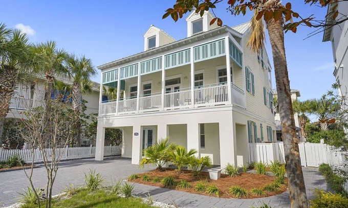 Frangista Beach House | Frangista Jewel - Pet Friendly Luxury Vacation Home Near the Beach with Secluded Pool & Ocean Views