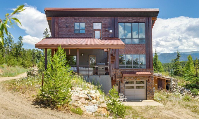 Fraser House | Fraser House w/Mtn Views Near Winter Park!