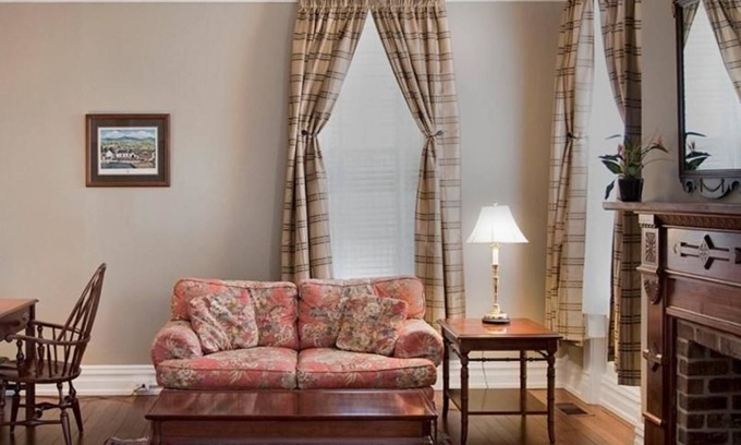 Staunton Bed & Breakfast | Frederick House