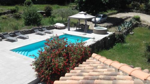 Le Luc Bed & Breakfast | frederique lavande bleue