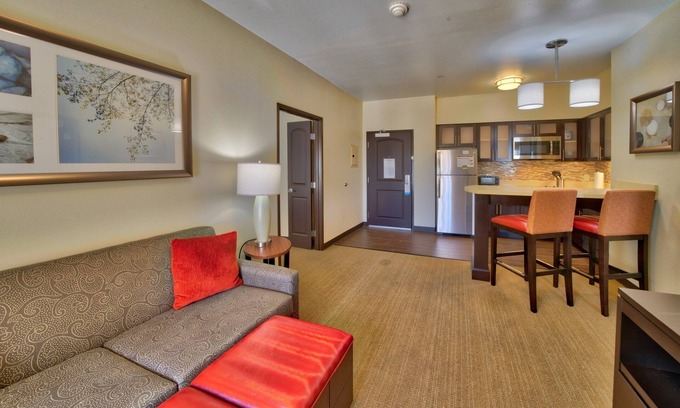 Lubbock Condo | Free Breakfast Buffet. Short Drive to Texas Tech University.