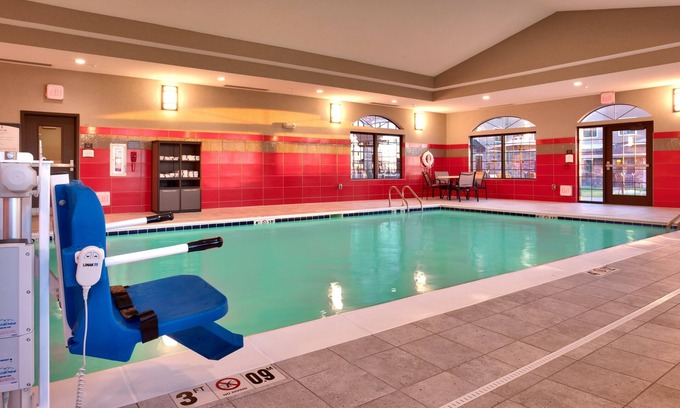 Cheyenne Apartment | Free Breakfast Buffet. Pool, Hot Tub & Gym. Great Location!