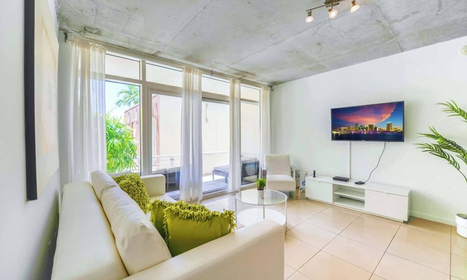 Midtown Apartment | Free Parking! Condo in Midtown Miami